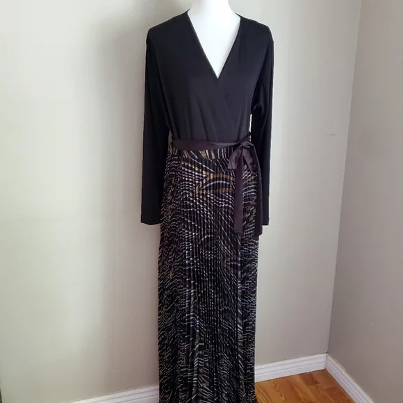 Lularoe Dresses | Nwt Lularoe XL Elegant Deanne, Floor-Length Wrap Dress | Color: Black/Gold | Size: XL | Mcopenhagen's Closet